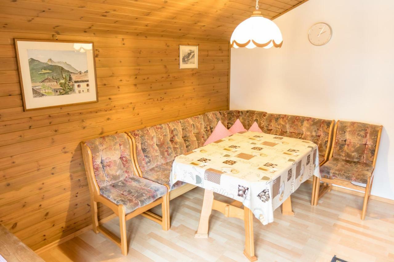Landhaus Alpenrose Mayrhofen Exterior photo